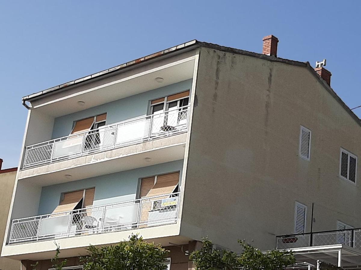 Apartment Boni Σίμπενικ Εξωτερικό φωτογραφία