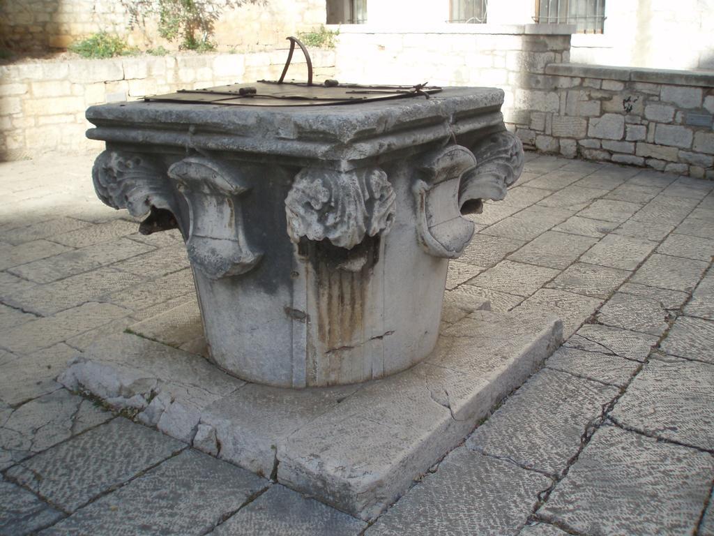 Apartment Boni Σίμπενικ Εξωτερικό φωτογραφία
