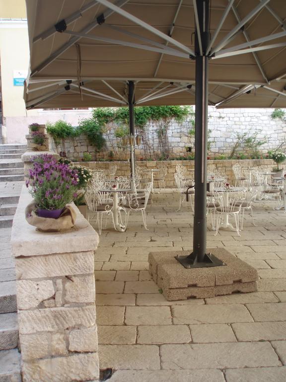 Apartment Boni Σίμπενικ Εξωτερικό φωτογραφία