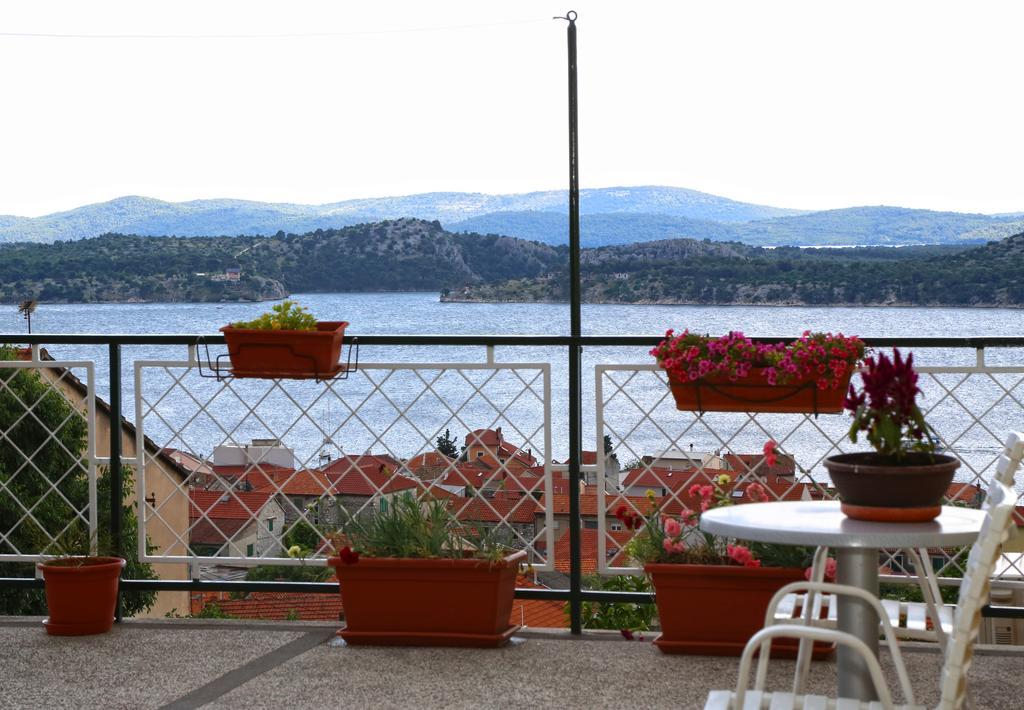 Apartment Boni Σίμπενικ Εξωτερικό φωτογραφία