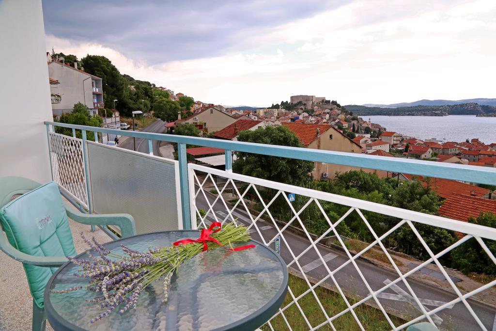 Apartment Boni Σίμπενικ Εξωτερικό φωτογραφία