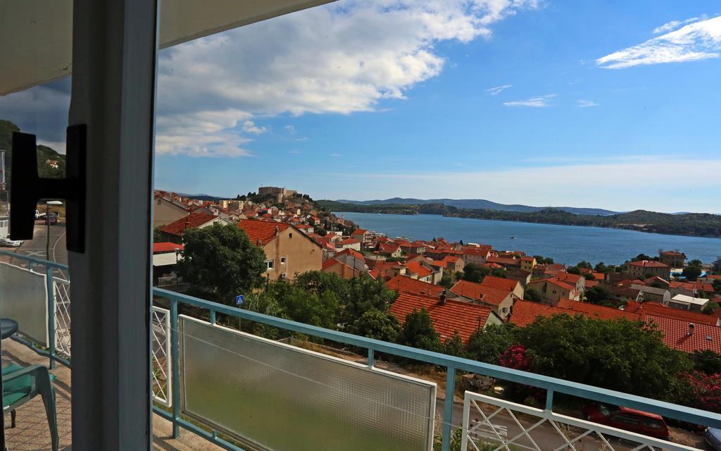 Apartment Boni Σίμπενικ Εξωτερικό φωτογραφία